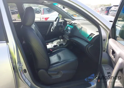 2012 Toyota Highlander Se V6 из США, поврежденный, VIN 5TDBK3EH5CS123992